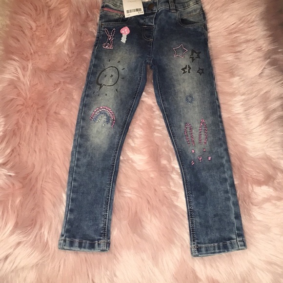 Little girl, jeans bundle, size 4-5 years - Picture 7 of 7